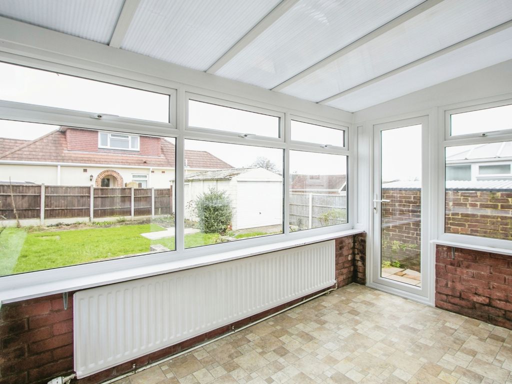 3 bed bungalow for sale in Glamis Avenue, Northbourne, Bournemouth, Dorset BH10, £375,000