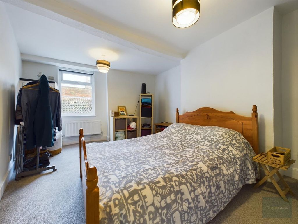 1 bed flat to rent in Hill Street, Trowbridge BA14, £700 pcm