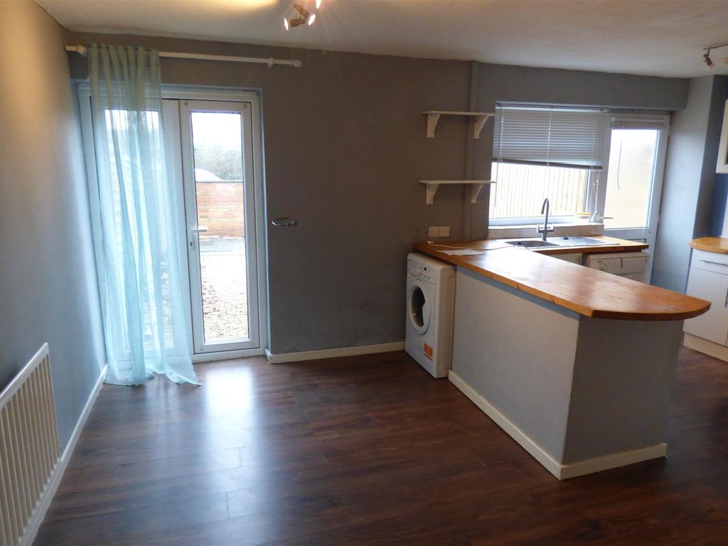 3 bed terraced house to rent in Scandrett Close, Henbury, Bristol BS10, £1,250 pcm
