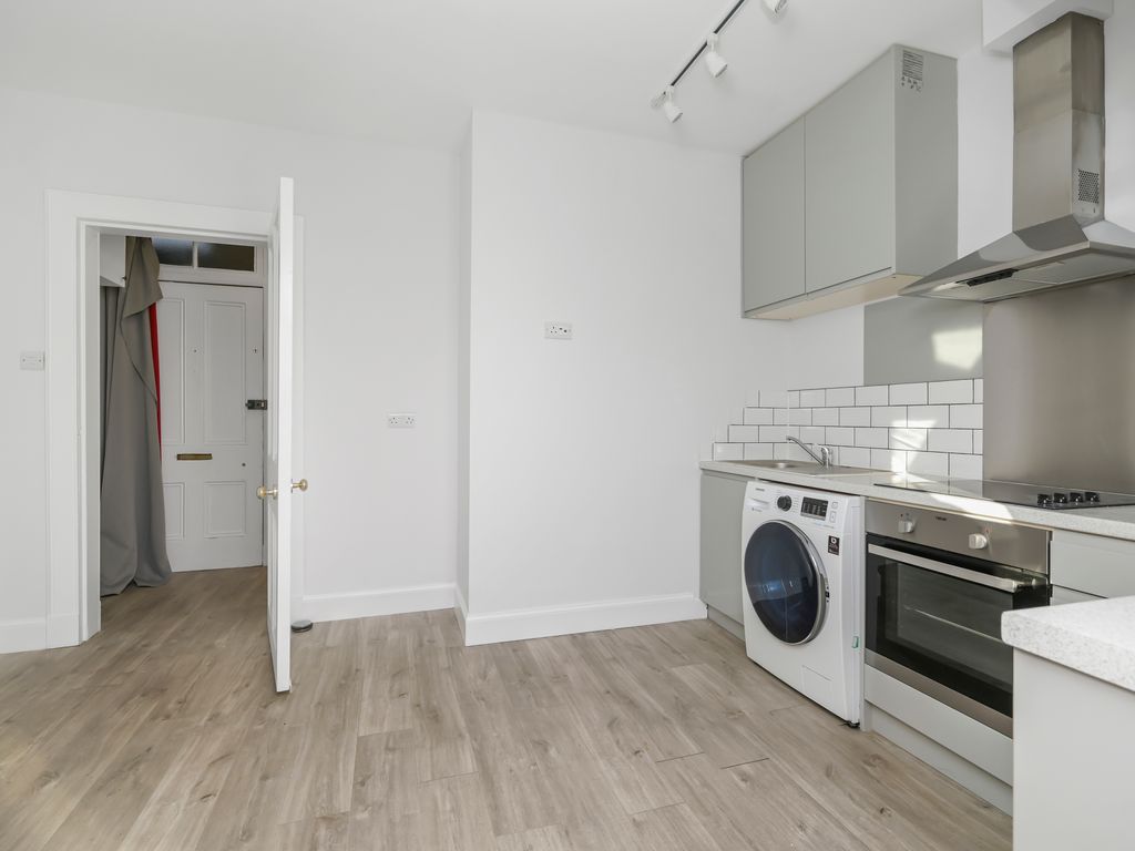 1 bed flat for sale in 52 (2F1) The Causeway, Edinburgh EH15, £155,000