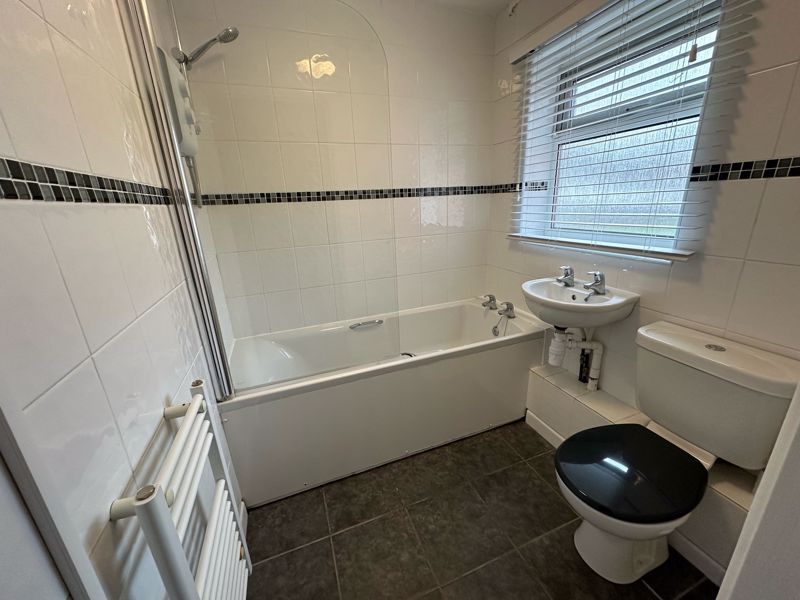 1 bed flat for sale in Magna Close, Yeovil BA21, £100,000