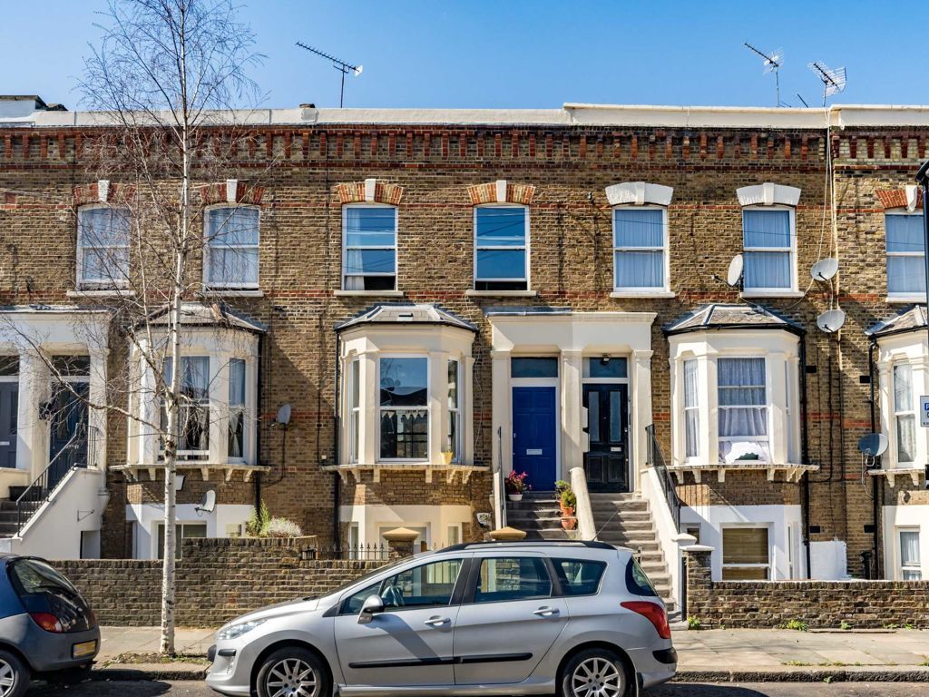 2 bed flat to rent in Ashmore Road, London W9, £2,396 pcm