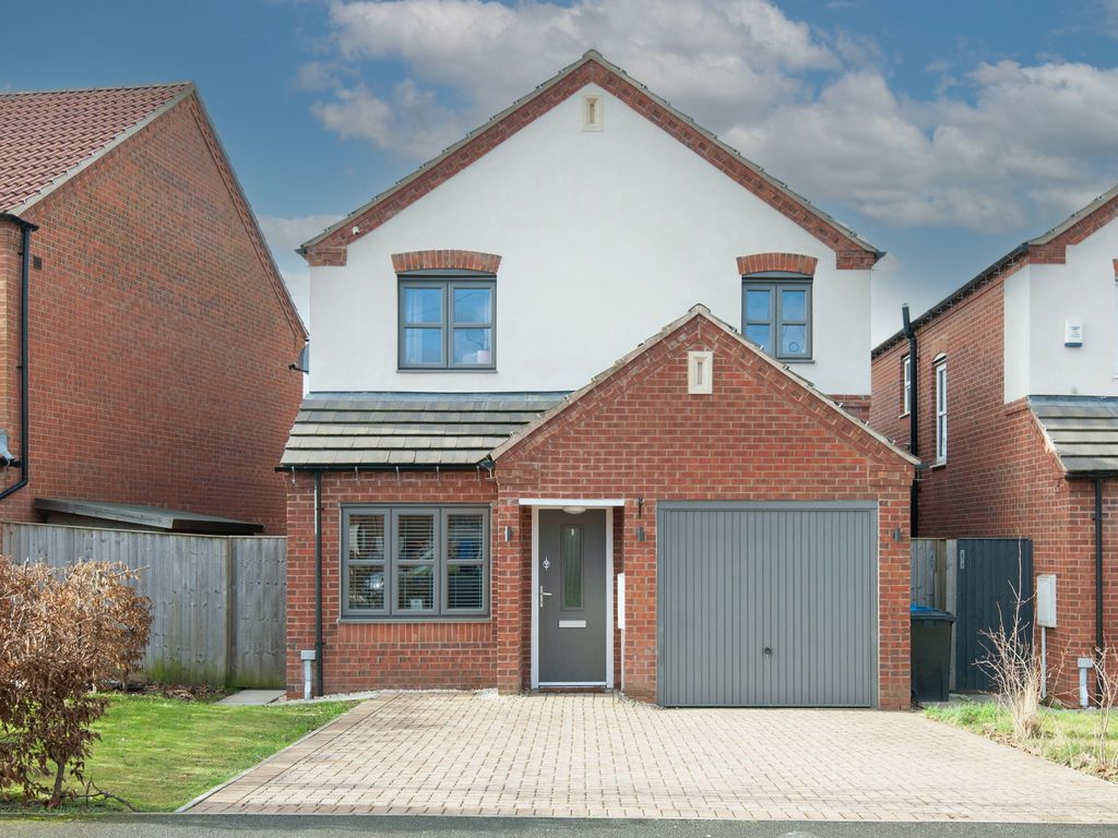 4 bed detached house for sale in Ringwood Meadows, Brimington S43, £300,000
