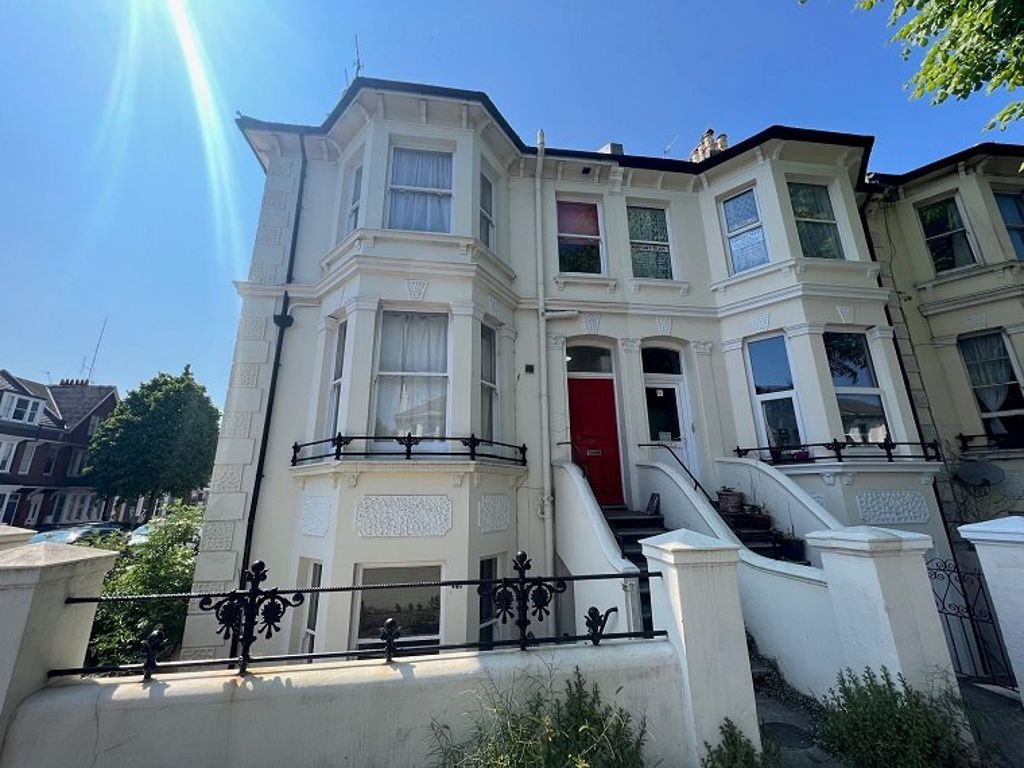 1 bed flat to rent in Sackville Road, Hove BN3, £950 pcm