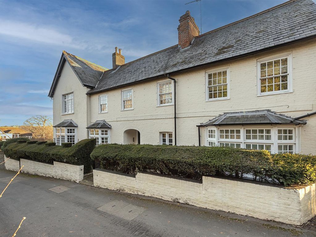 1 bed flat for sale in Four Limes, Wheathampstead, St. Albans AL4, £185,000