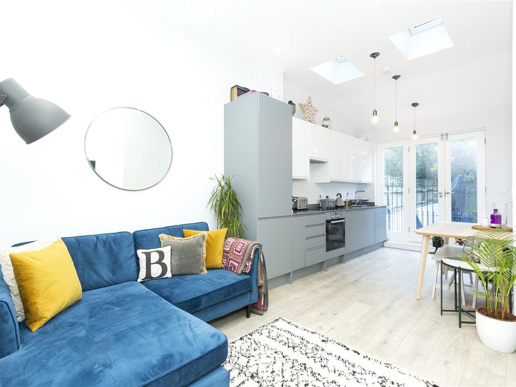 1 bed flat to rent in Almeida Street, Barnsbury, London N1, £2,492 pcm