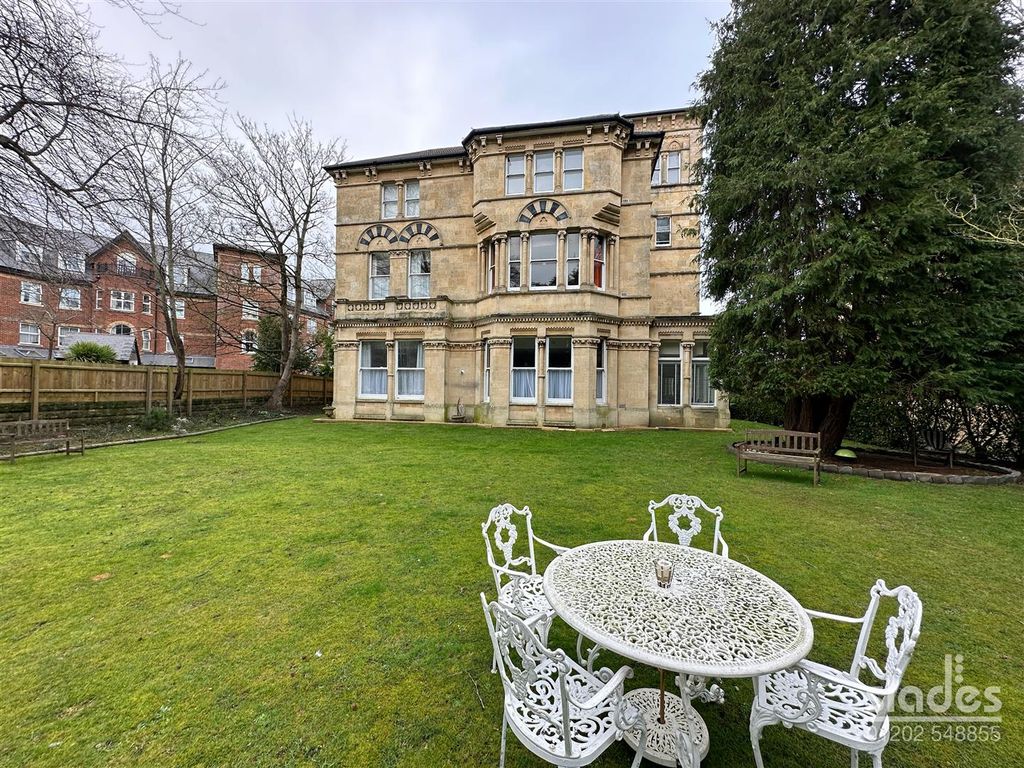 1 bed flat for sale in Bourne Close, Westbourne, Bournemouth BH2, £169,950