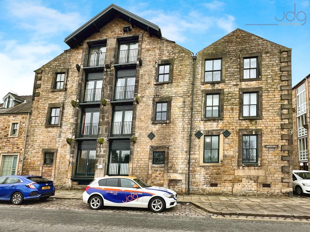 1 bed flat for sale in St. Georges Quay, Victoria Wharf St. Georges Quay LA1, £115,000