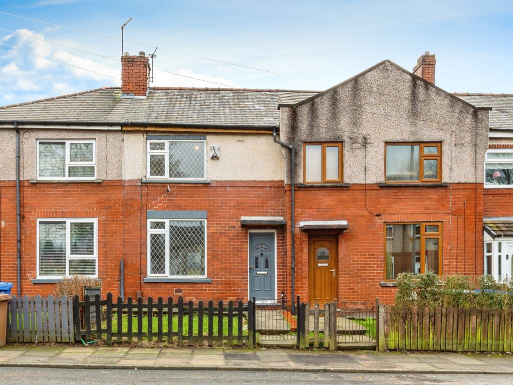 2 bed terraced house for sale in Green Lane, Manchester M24, £125,000