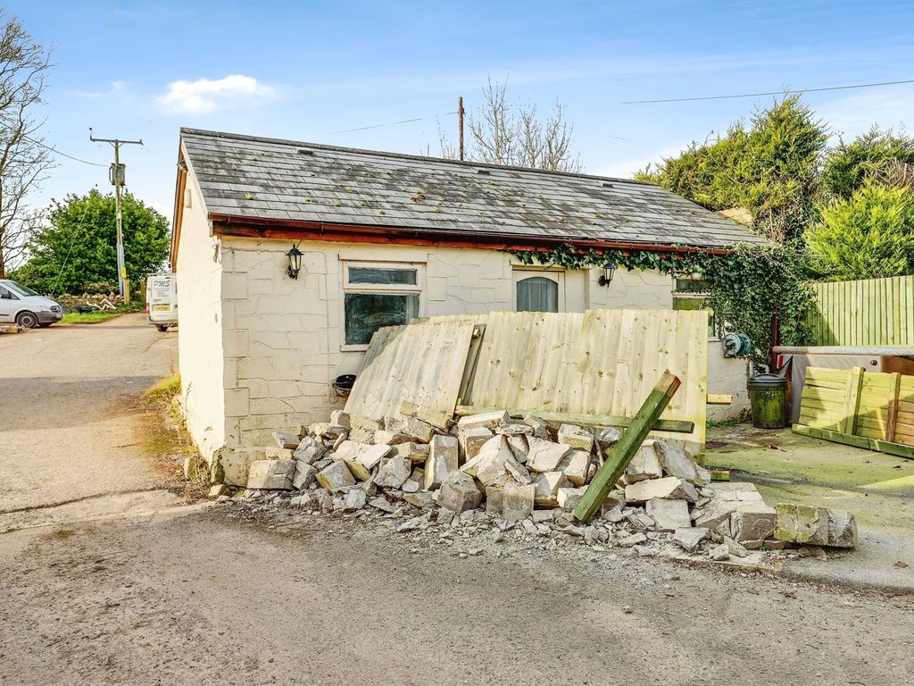4 bed barn conversion for sale in Maerdy Newydd Barn, Bonvilston, Cardiff CF5, £600,000