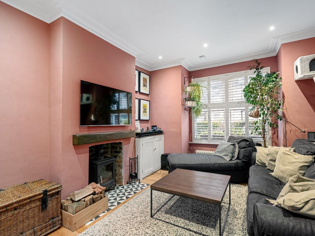 4 bed terraced house for sale in Bannockburn Road, London, Greater London SE18, £550,000