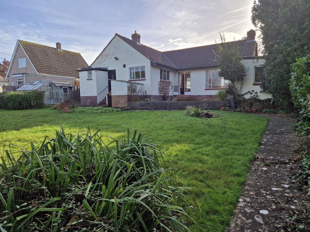 3 bed detached bungalow for sale in Hutton Hill, Hutton, Weston-Super-Mare BS24, £395,000