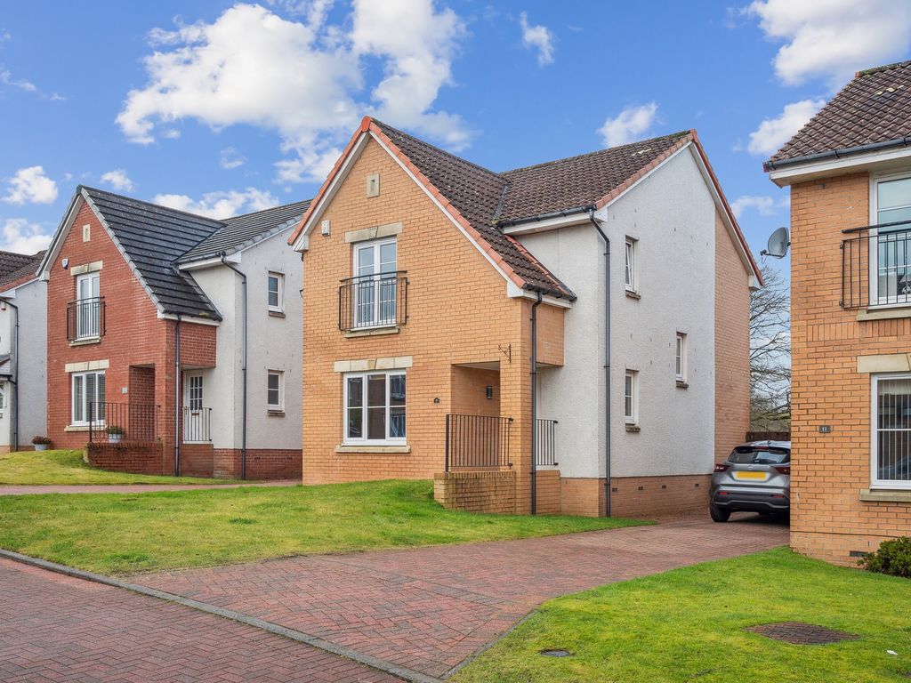 3 bed detached house for sale in Virginia Grove, Hamilton, South Lanarkshire ML3, £225,000