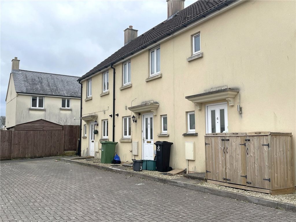2 bed terraced house to rent in Orchid Drive, Bath, Somerset BA2, £1,450 pcm