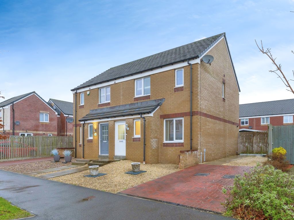 3 bed semi-detached house for sale in Craigton Drive, Bishopton PA7, £229,500