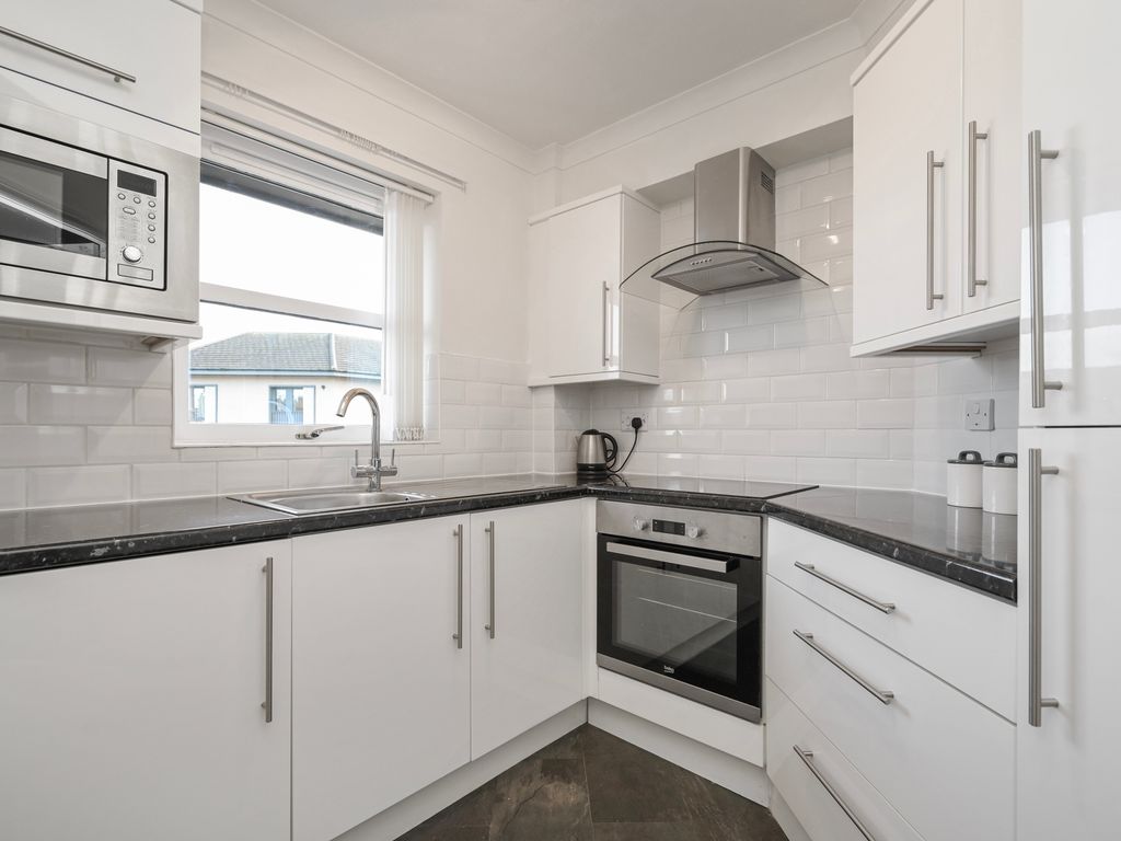 1 bed flat for sale in 36 Bowmans View, Dalkeith EH22, £145,000
