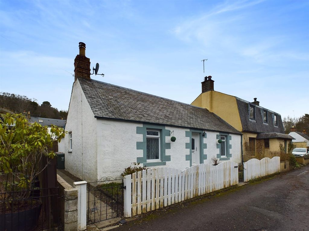 3 bed bungalow for sale in Burnside, Newton Of Pitcairns, Well Road, Dunning PH2, £192,500