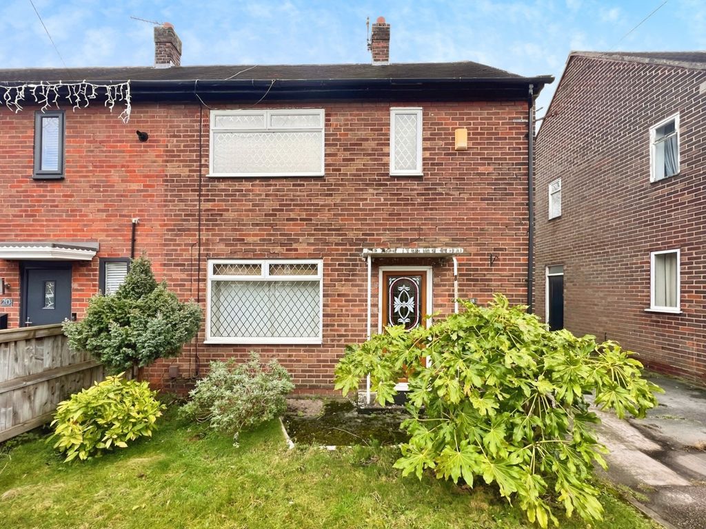 2 bed end terrace house for sale in Greenham Road, Manchester, Greater Manchester M23, £190,000