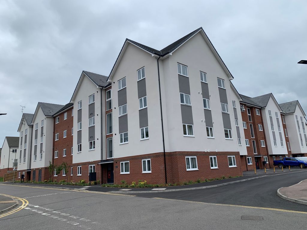 2 bed flat to rent in Traction Lane, Bedford MK42, £1,075 pcm