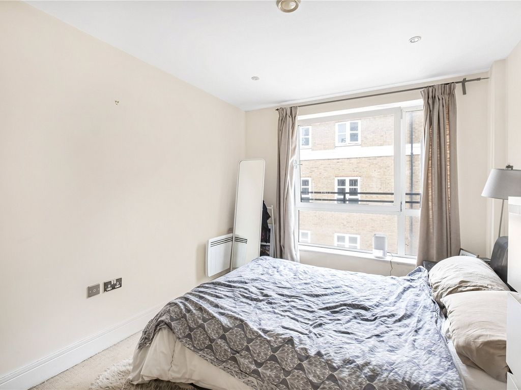 1 bed flat to rent in Cheshire Street, Shoreditch, London E2, £2,100 pcm