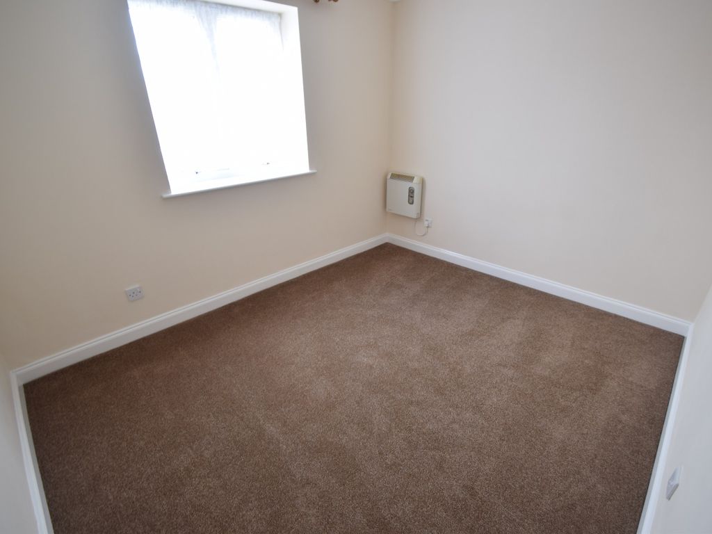1 bed flat to rent in Rodeheath, Luton, Bedfordshire LU4, £900 pcm