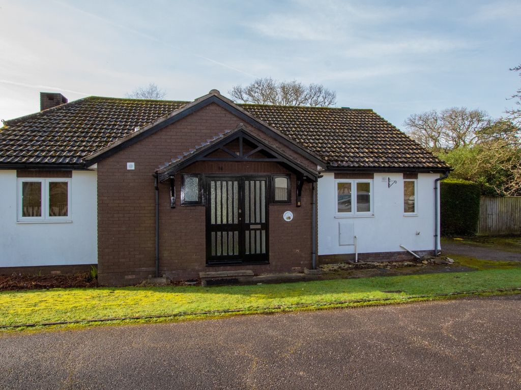 2 bed bungalow for sale in Potters Close, West Hill, Ottery St Mary EX11, £537,000