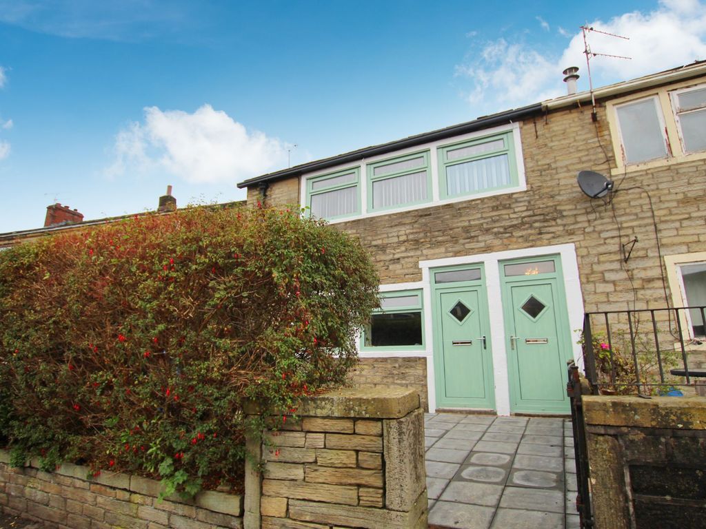 3 bed terraced house for sale in Featherstall Road, Littleborough OL15, £185,000