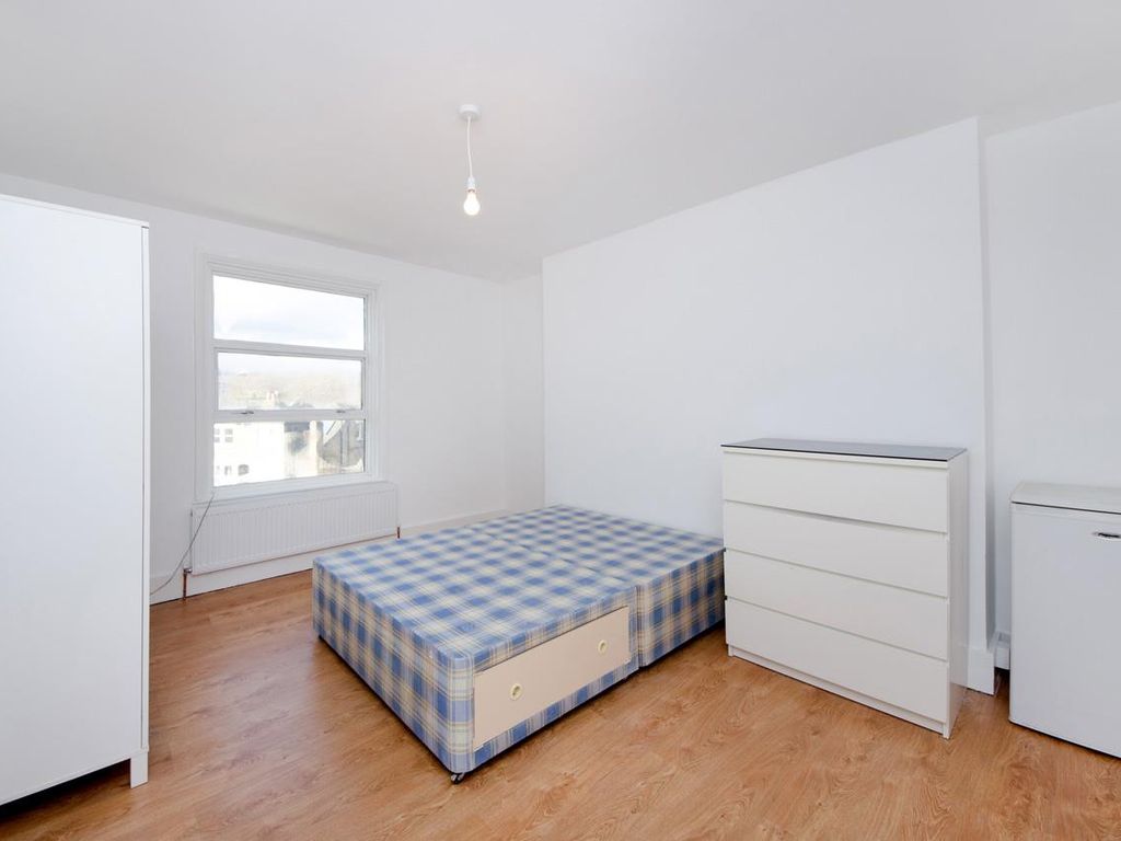 1 bed flat to rent in Hornsey Road, London N19, £1,400 pcm