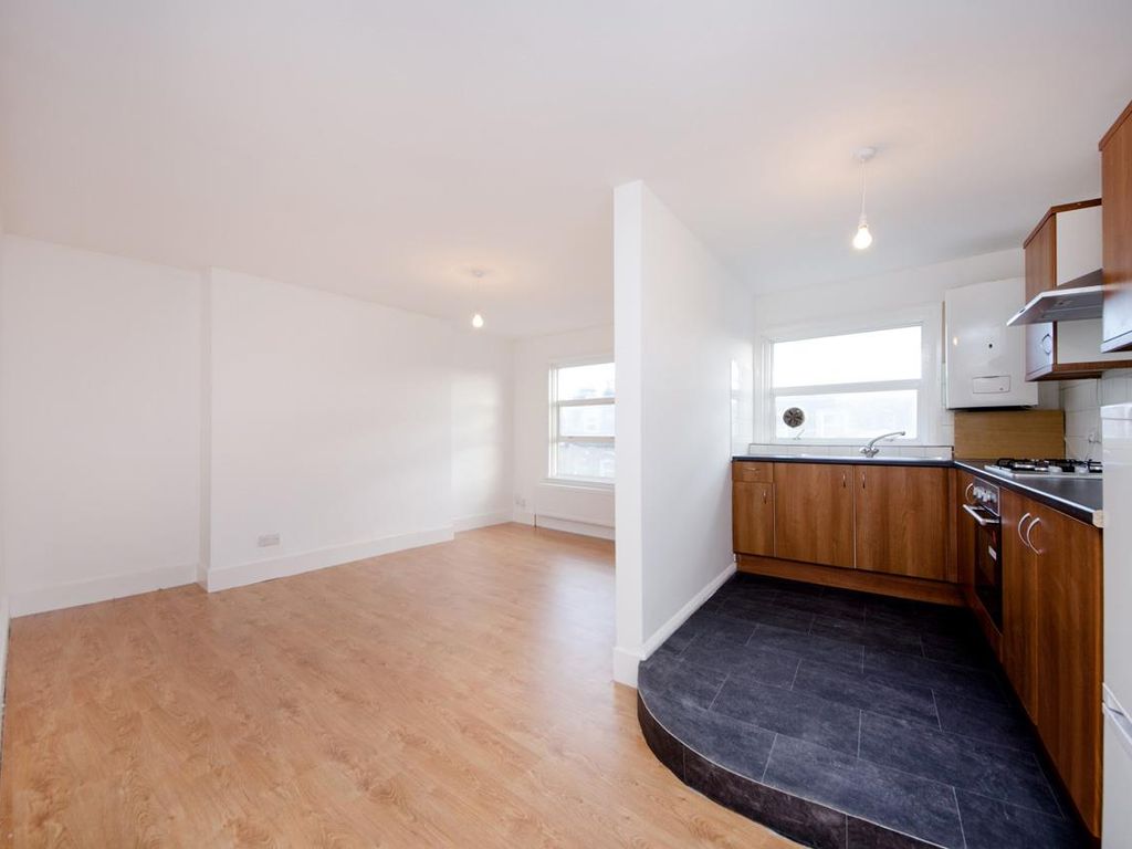 1 bed flat to rent in Hornsey Road, London N19, £1,400 pcm