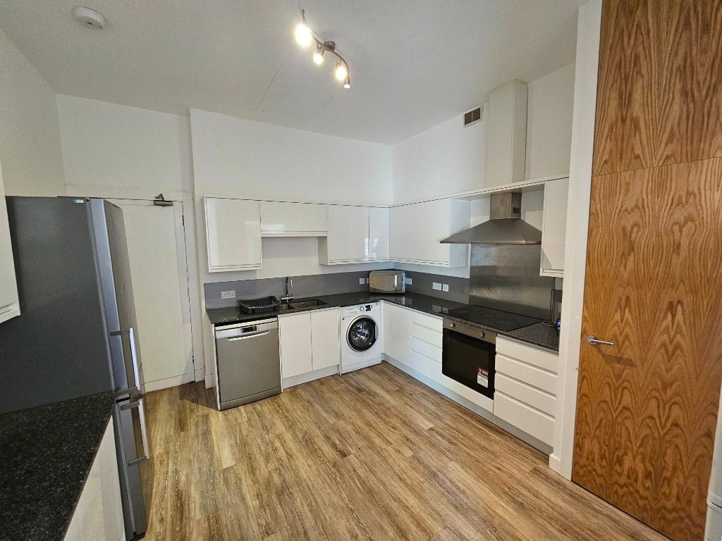 Room to rent in University Road, Old Aberdeen, Aberdeen AB24, £450 pcm