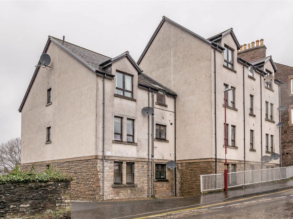 2 bed flat for sale in 9 Johnstone Court, Church Street, Crieff PH7, £35,000
