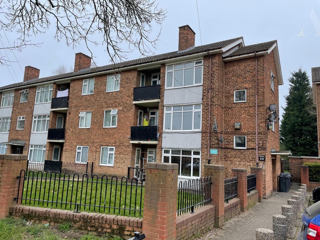 3 bed flat to rent in Flat 2, 28 Haye House Grove, Birmingham, West Midlands B36, £950 pcm