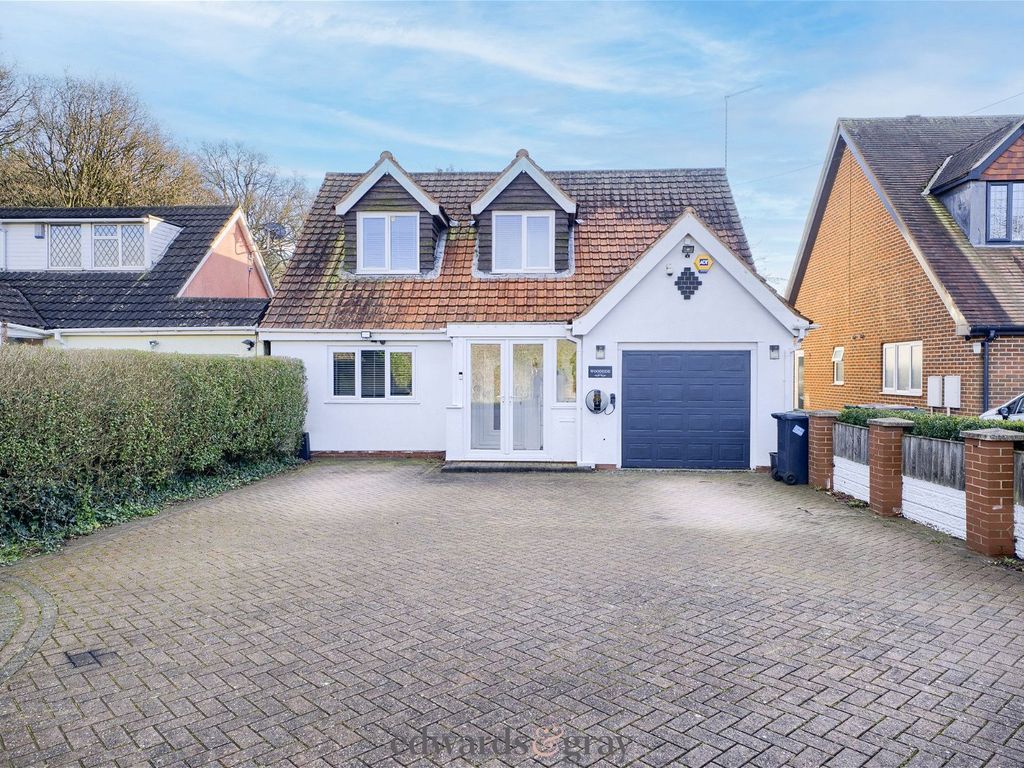 5 bed detached house for sale in Blackfirs Lane, Marston Green, Birmingham B37, £635,000