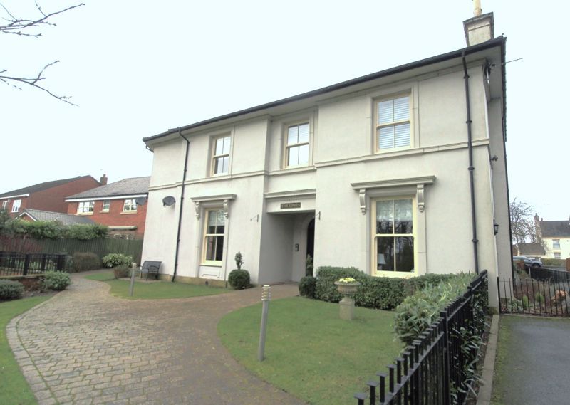 2 bed flat for sale in The Limes, Catholic Lane, Sedgley DY3, £269,950