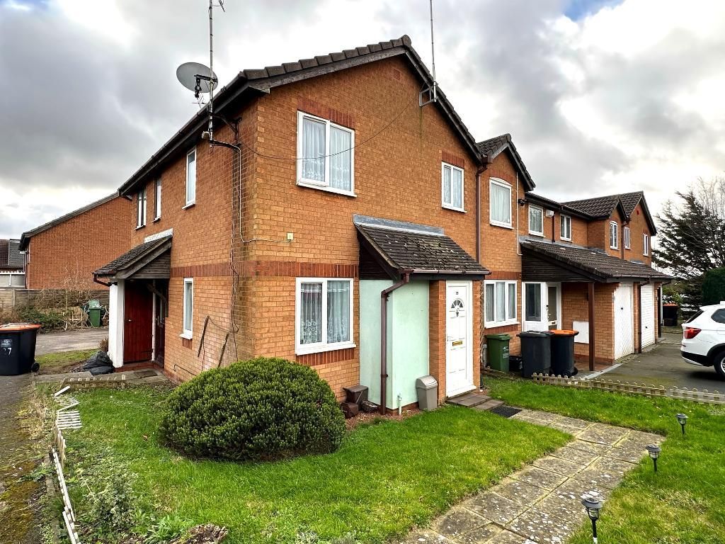 1 bed property for sale in Furze Close, Bushmead, Luton, Bedfordshire LU2, £225,000