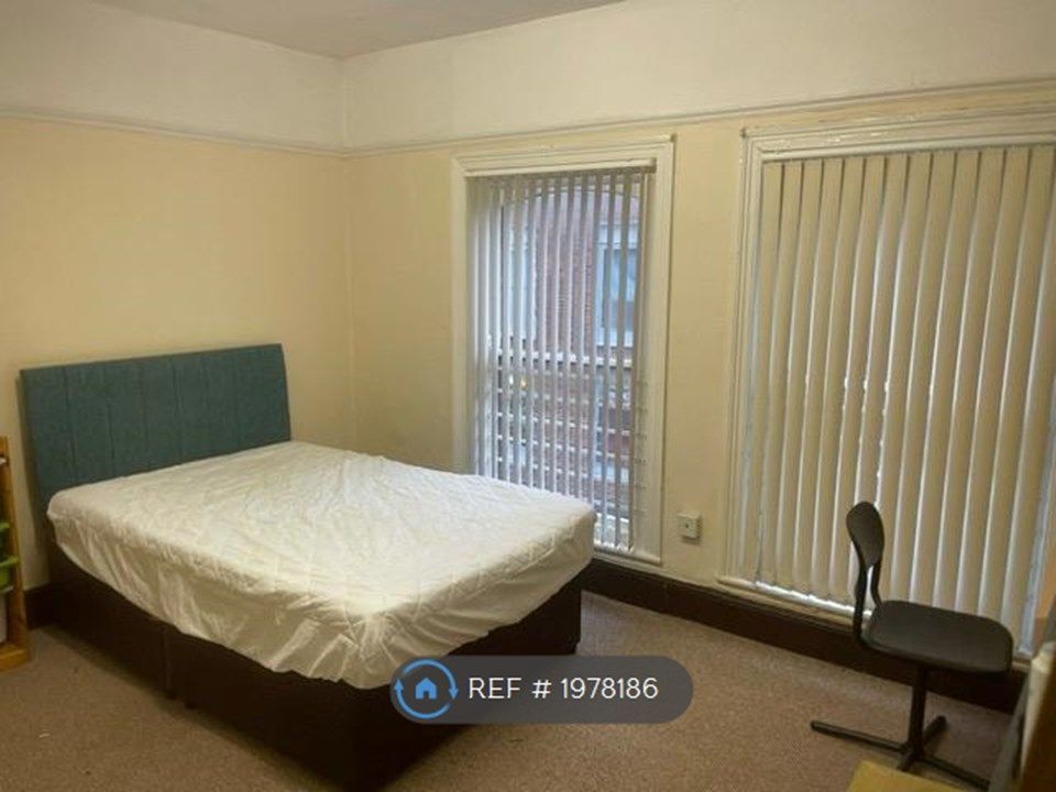 Room to rent in Church Street, Ormskirk L39, £498 pcm