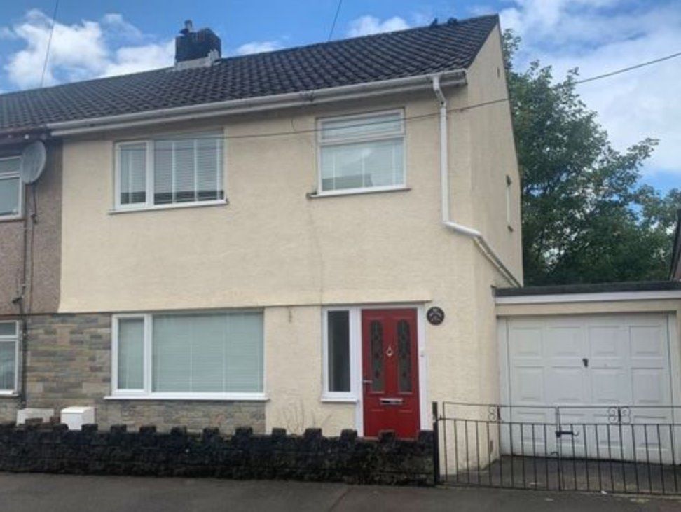 3 bed semi-detached house to rent in Penydre, Neath SA11, £950 pcm