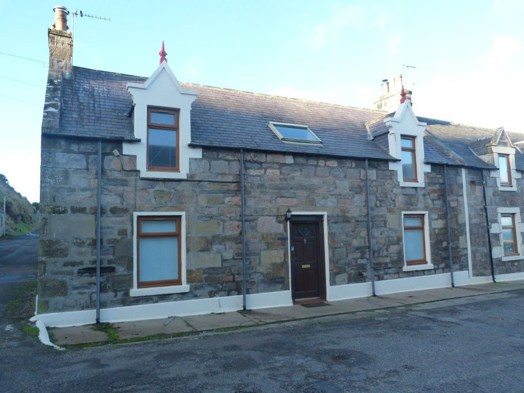 3 bed semi-detached house to rent in Craigenroan Place, Buckie AB56, £750 pcm