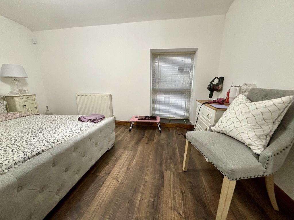 2 bed end terrace house to rent in Cardiff Road, Troedyrhiw, Merthyr Tydfil CF48, £700 pcm