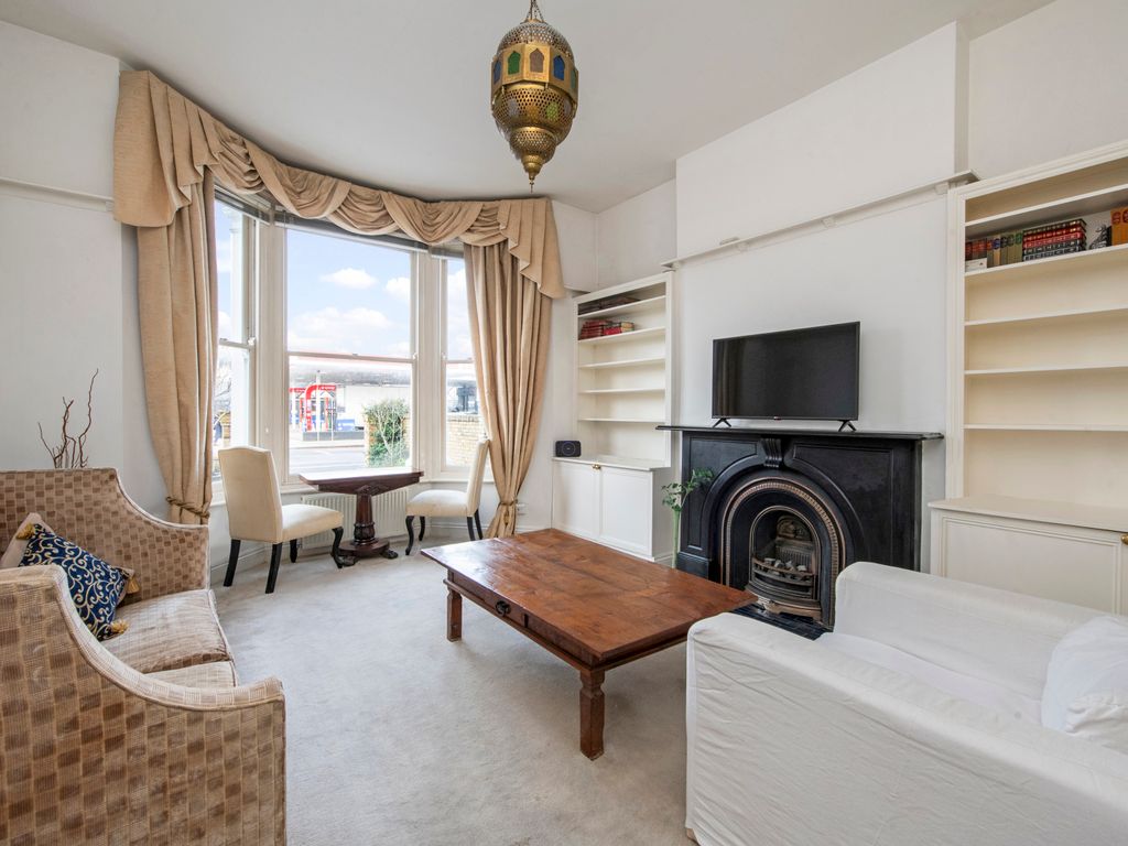 1 bed flat to rent in Castelnau, Barnes SW13, £1,700 pcm