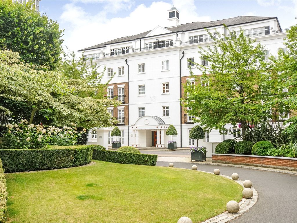 1 bed flat to rent in Juniper Court, St Marys Place W8, £3,683 pcm