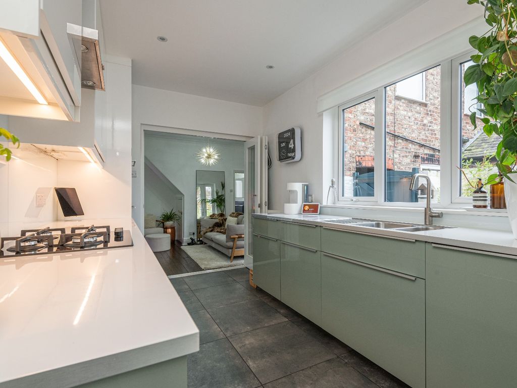 4 bed terraced house for sale in Berkeley Terrace, York YO26, £340,000