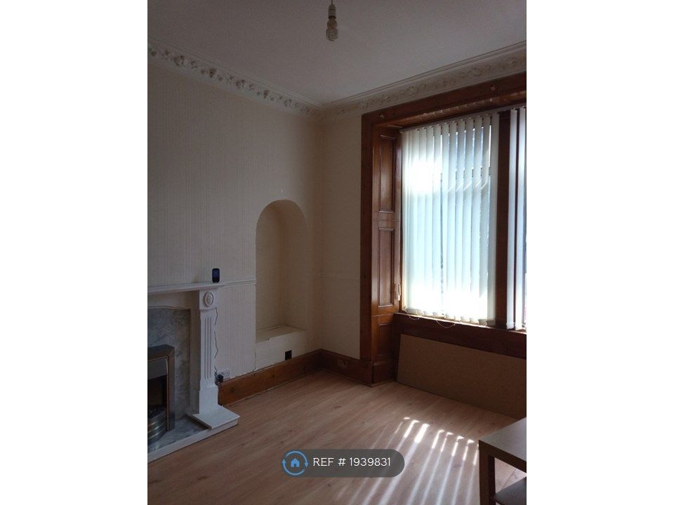 2 bed flat to rent in Morgan Street, Dundee DD4, £875 pcm