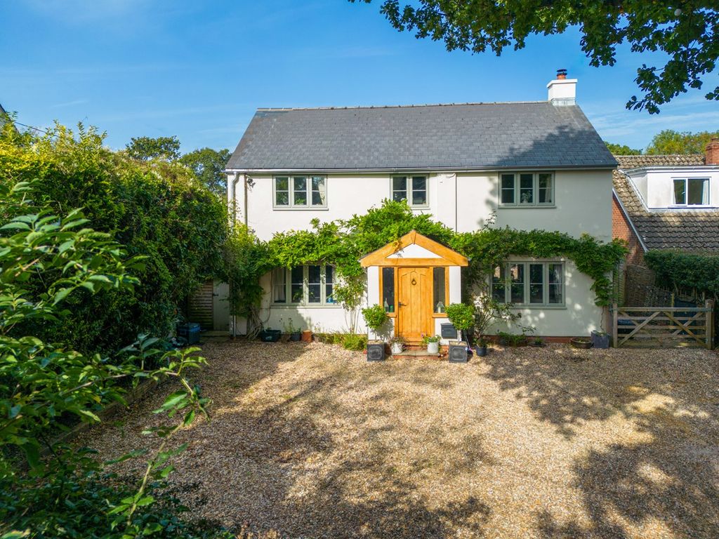 4 bed detached house for sale in May Lane, Pilley, Lymington SO41, £1,525,000