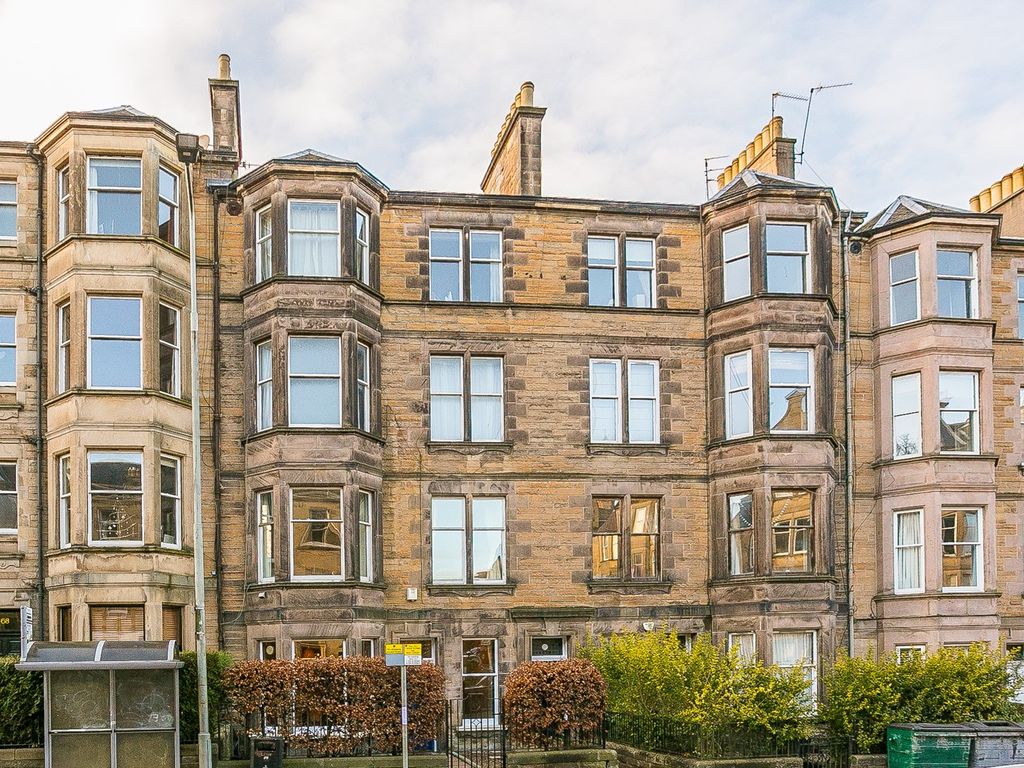 3 bed flat for sale in Comiston Road, Comiston, Edinburgh EH10, £350,000