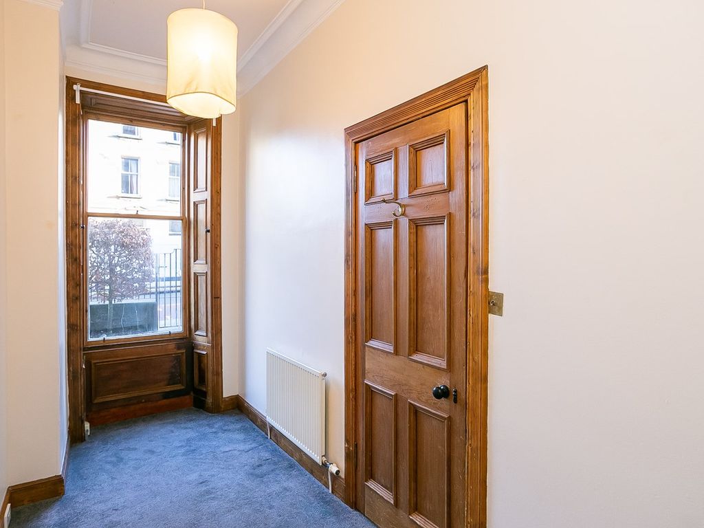 3 bed flat for sale in Comiston Road, Comiston, Edinburgh EH10, £350,000