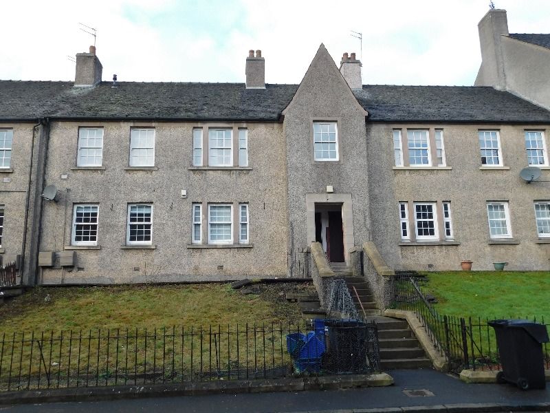 3 bed flat to rent in Morris Terrace, Stirling Town, Stirling FK8, £1,715 pcm