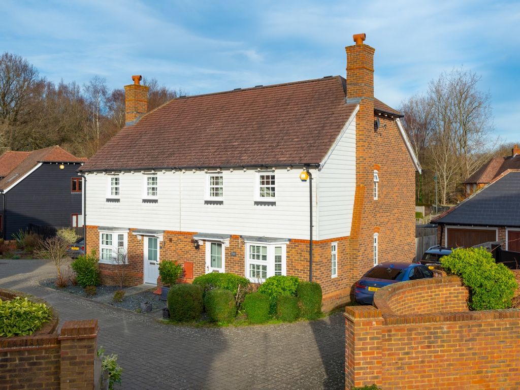 3 bed semi-detached house for sale in King Hill, Kings Hill, West Malling ME19, £425,000