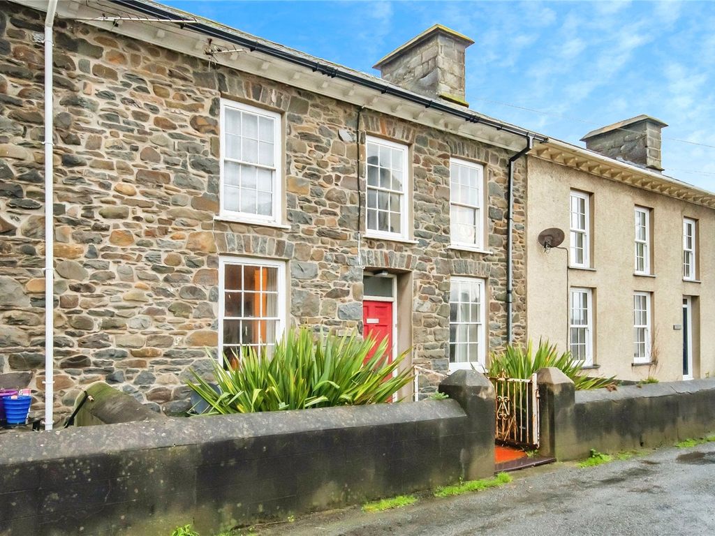 3 bed terraced house for sale in Stryd Yr Eglwys, Llanon, Ceredigion SY23, £200,000