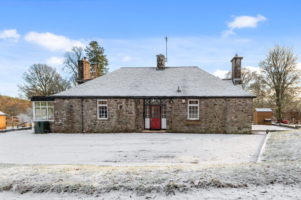 4 bed cottage for sale in Crofthope, Lerrocks Road, Argaty FK16, £440,000